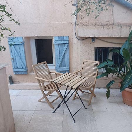 Apartament Studio Cosy Au Calme Tulon Zewnętrze zdjęcie